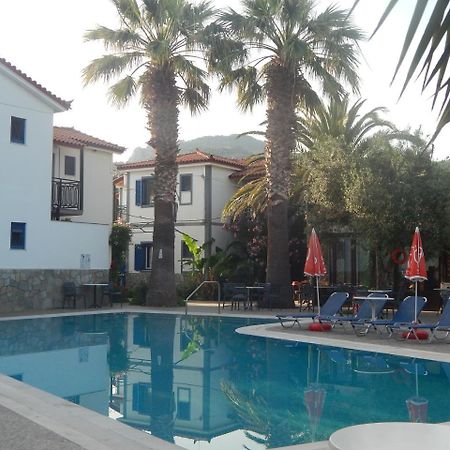 Aparthotel Anaxos Gardens Zewnętrze zdjęcie