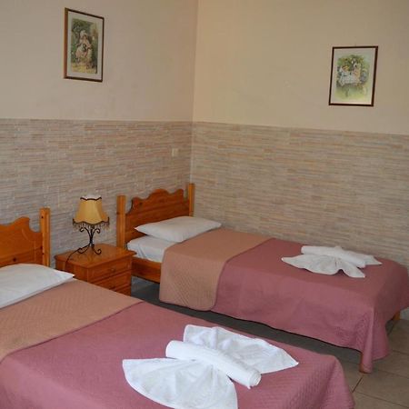 Aparthotel Anaxos Gardens Zewnętrze zdjęcie