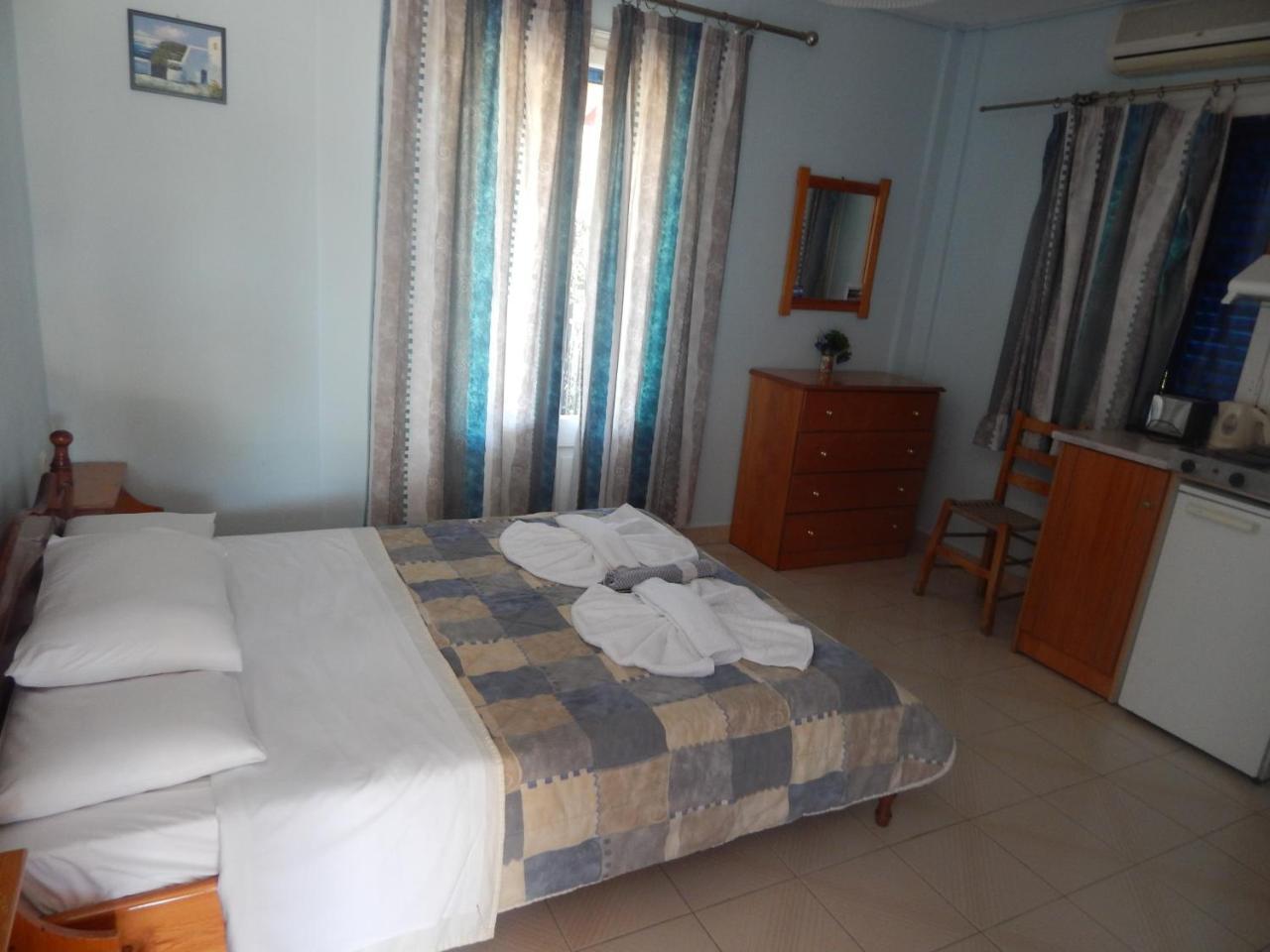 Aparthotel Anaxos Gardens Zewnętrze zdjęcie