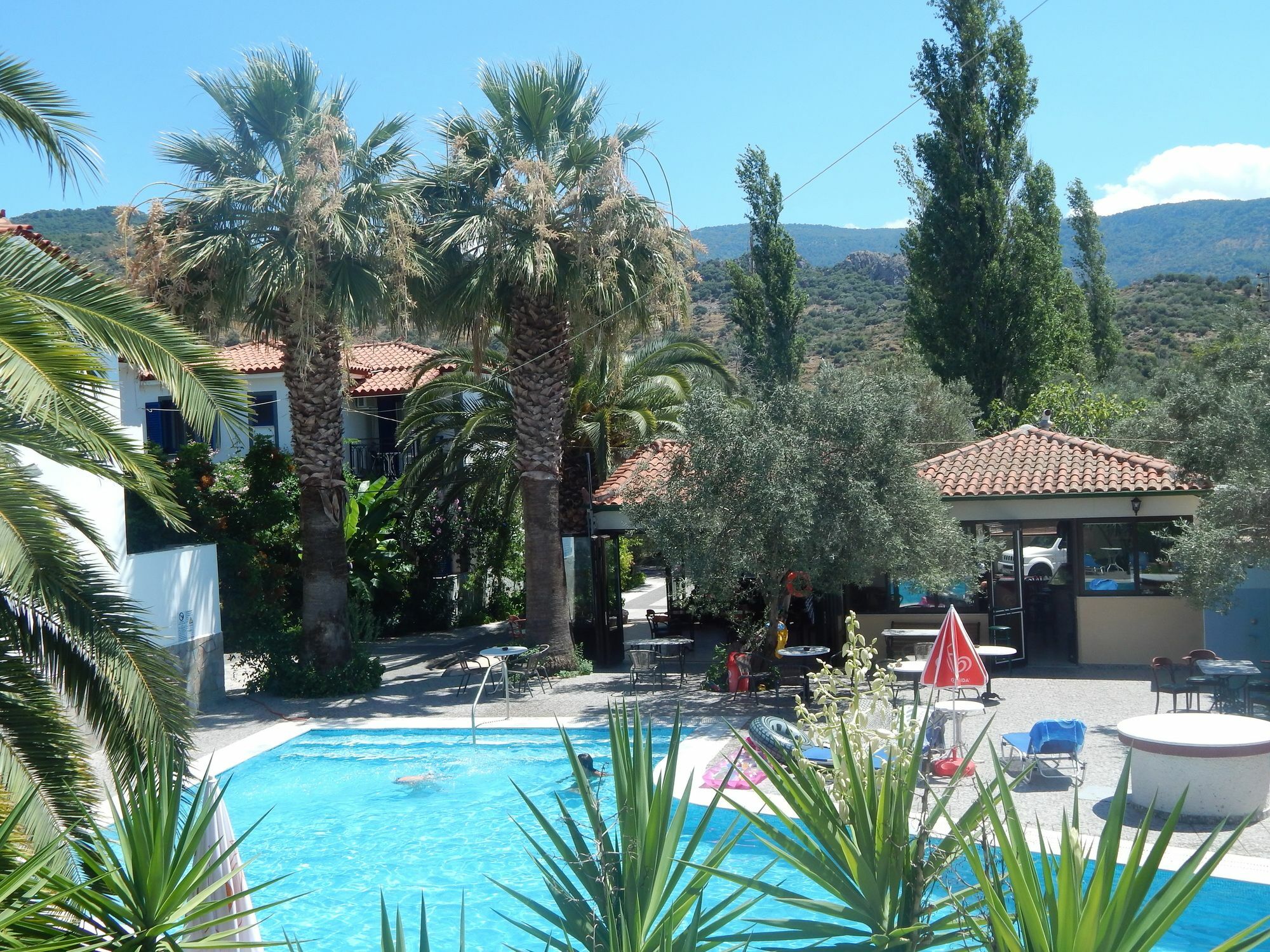 Aparthotel Anaxos Gardens Zewnętrze zdjęcie